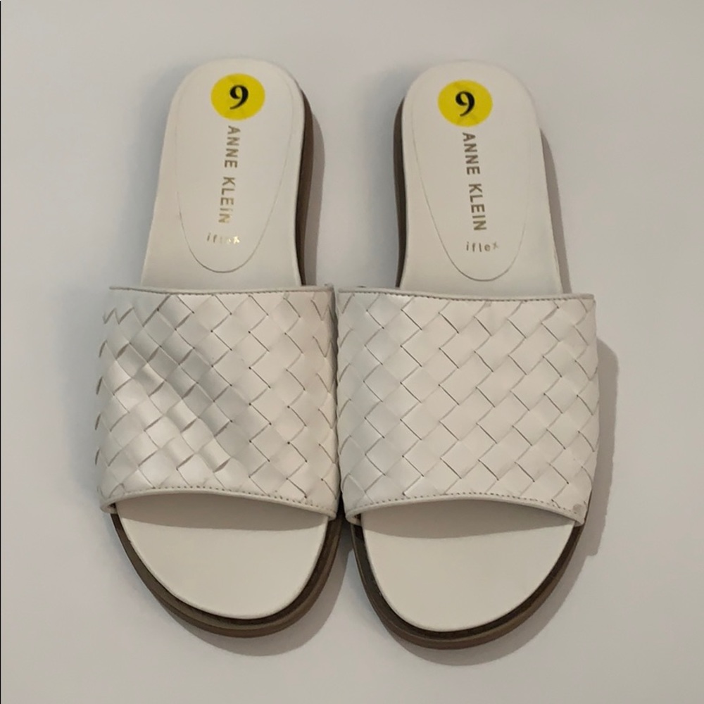 Anne Klein Sandals size 9 woman